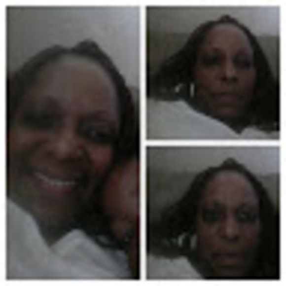 Meet your Posher, Deme - Picture 1 of 1